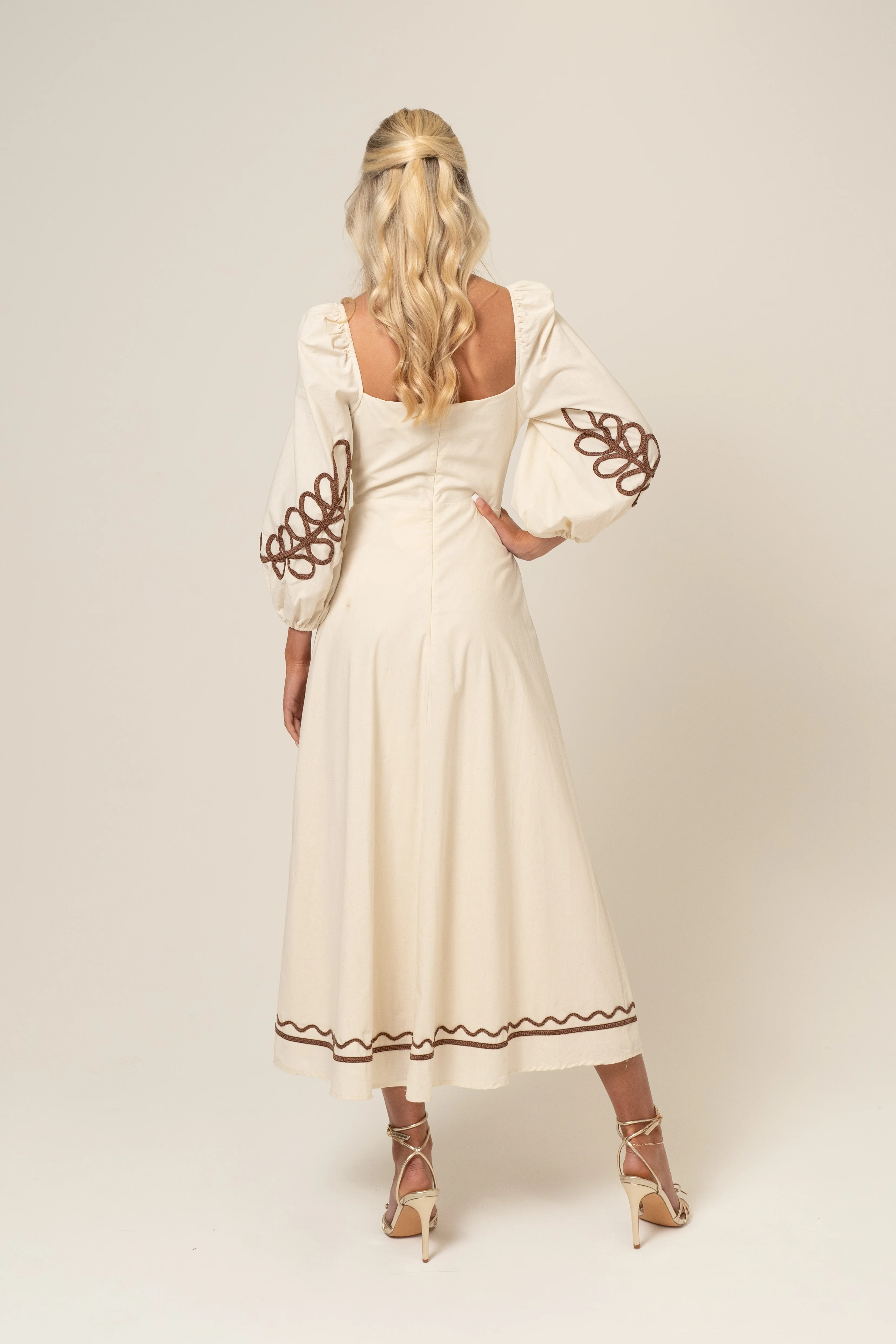 Abigail Beige Midi Dress with Billowed Sleeves - Image 3