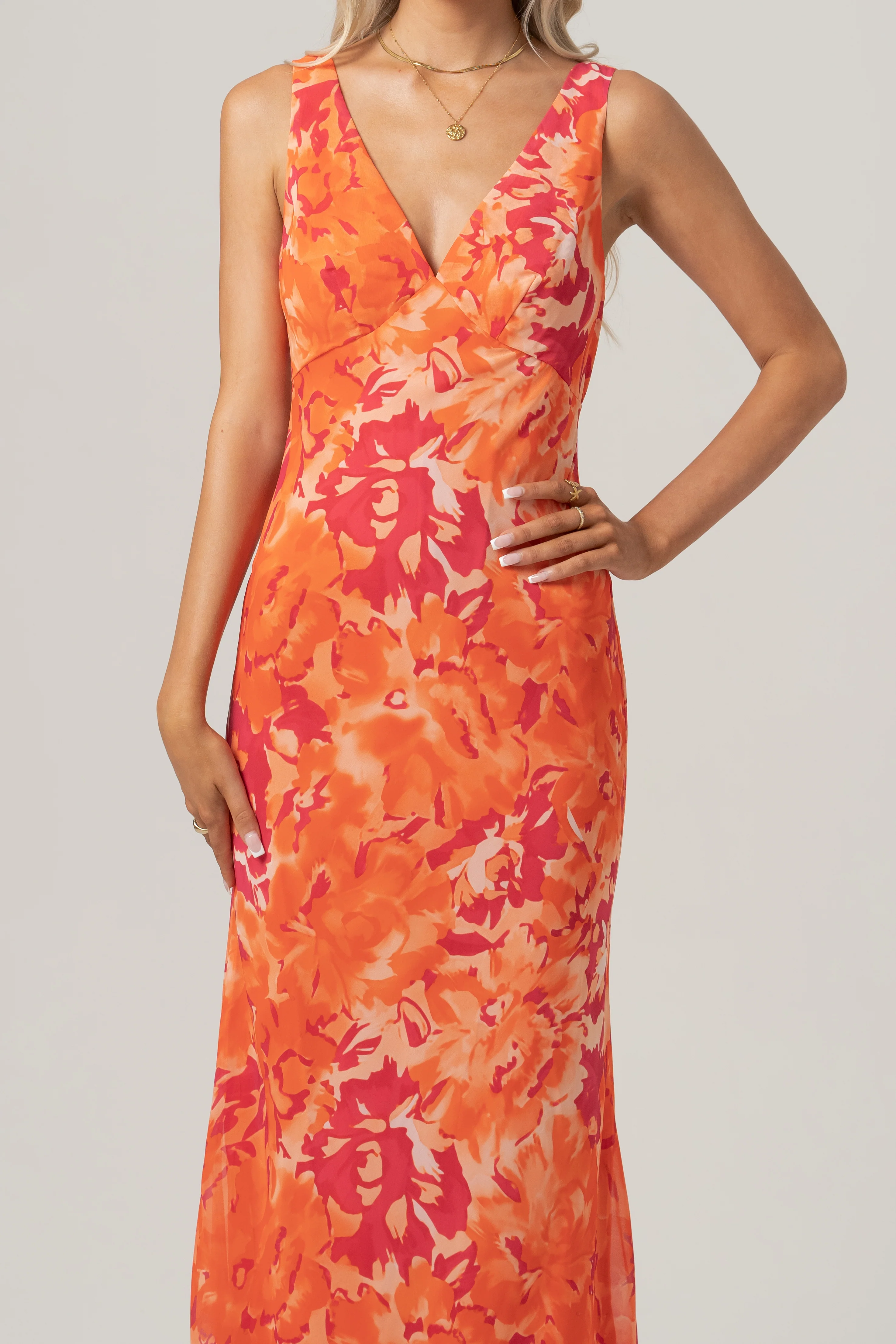 Bailey V-Neck Midi Dress - Image 13