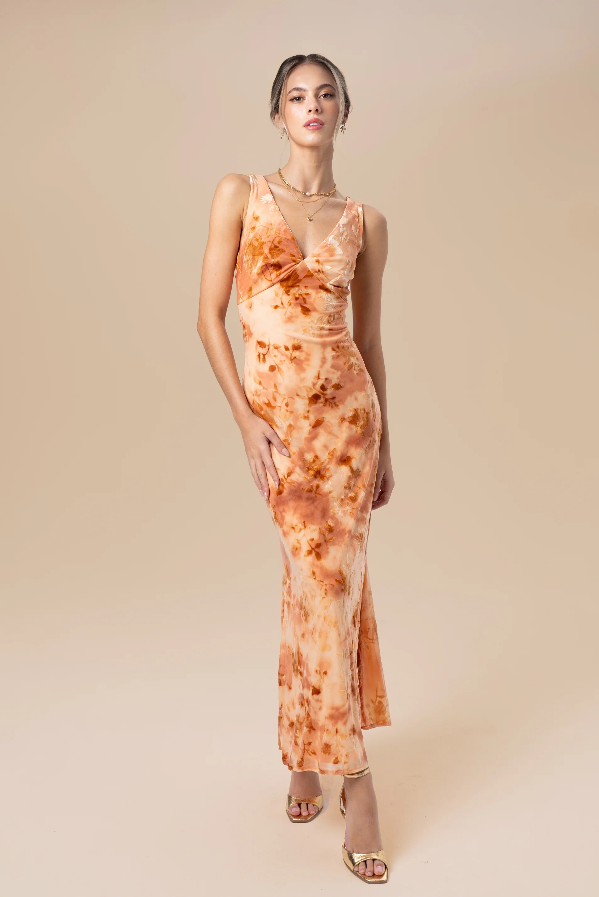 Bailey V-Neck Midi Dress - Image 24