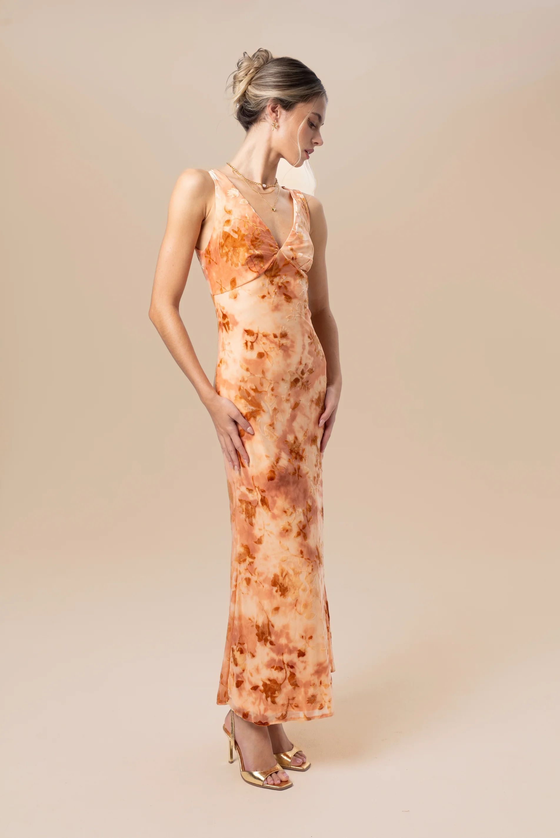 Bailey V-Neck Midi Dress - Image 26