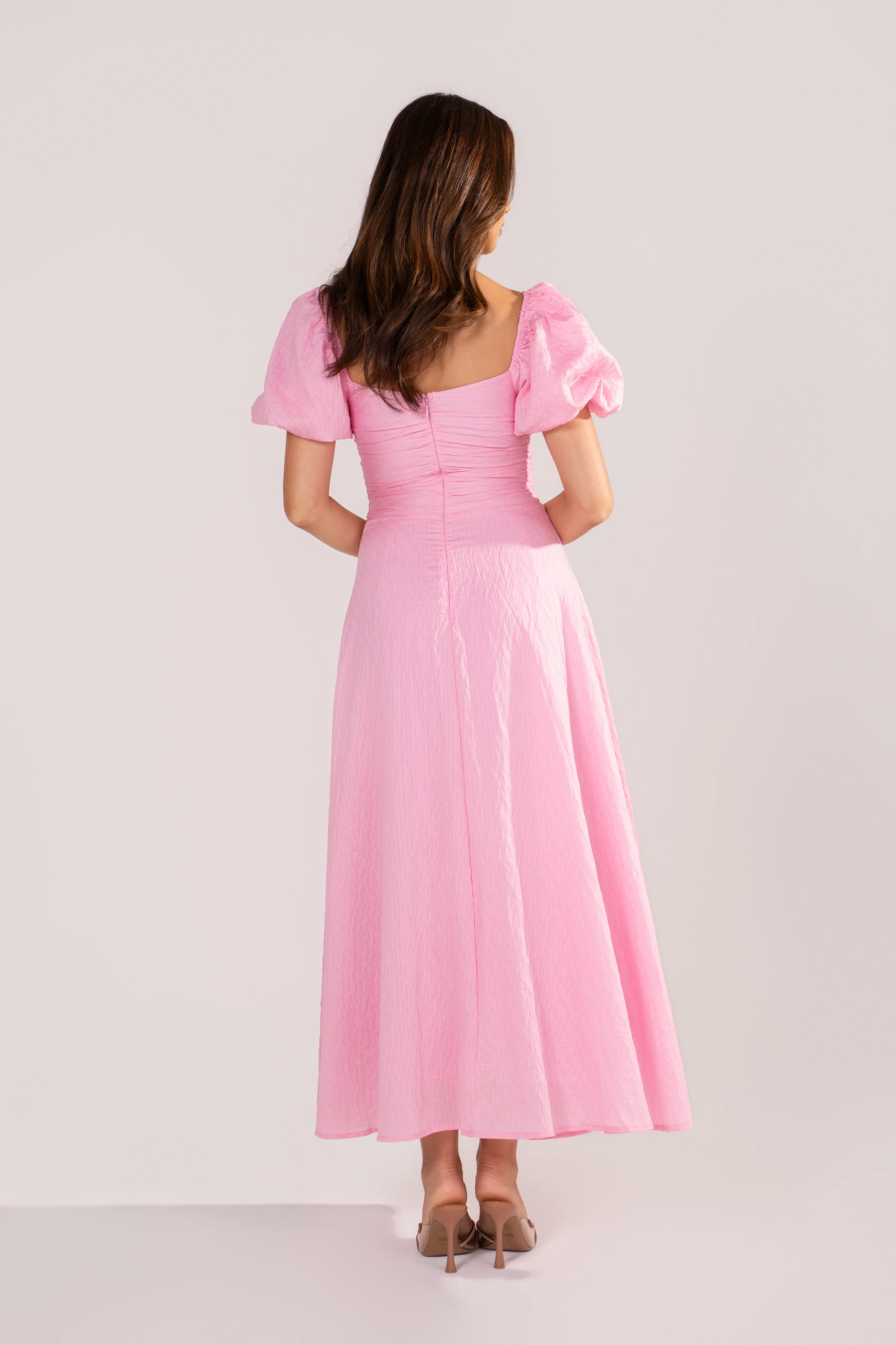 Brinley Classic Pink Puff Sleeve Midi Dress - Image 3