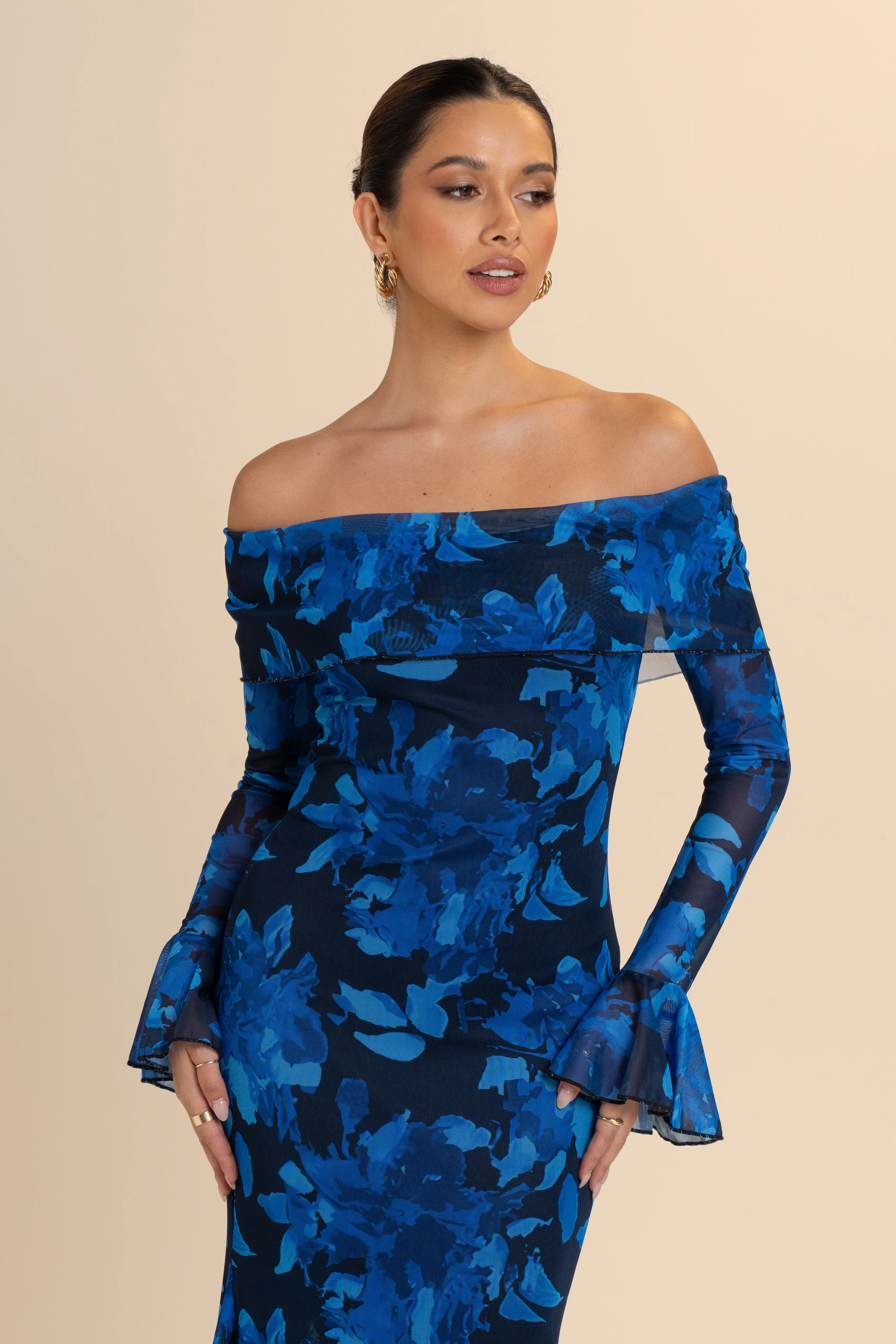 Charlese Long Sleeve Off Shoulder Midi Dress - Image 8
