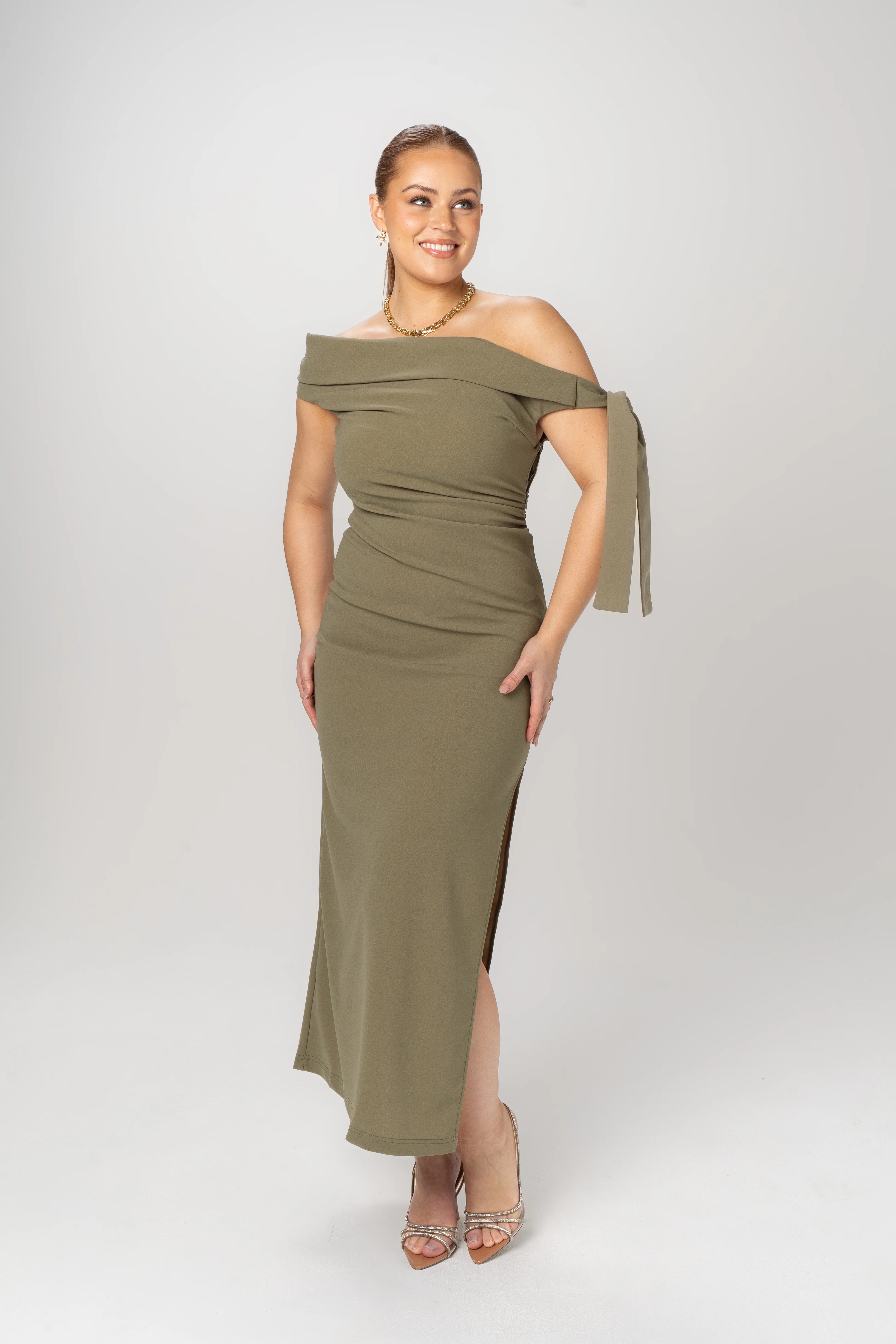 Cynthia Off-Shoulder Red Midi Dress - Image 5