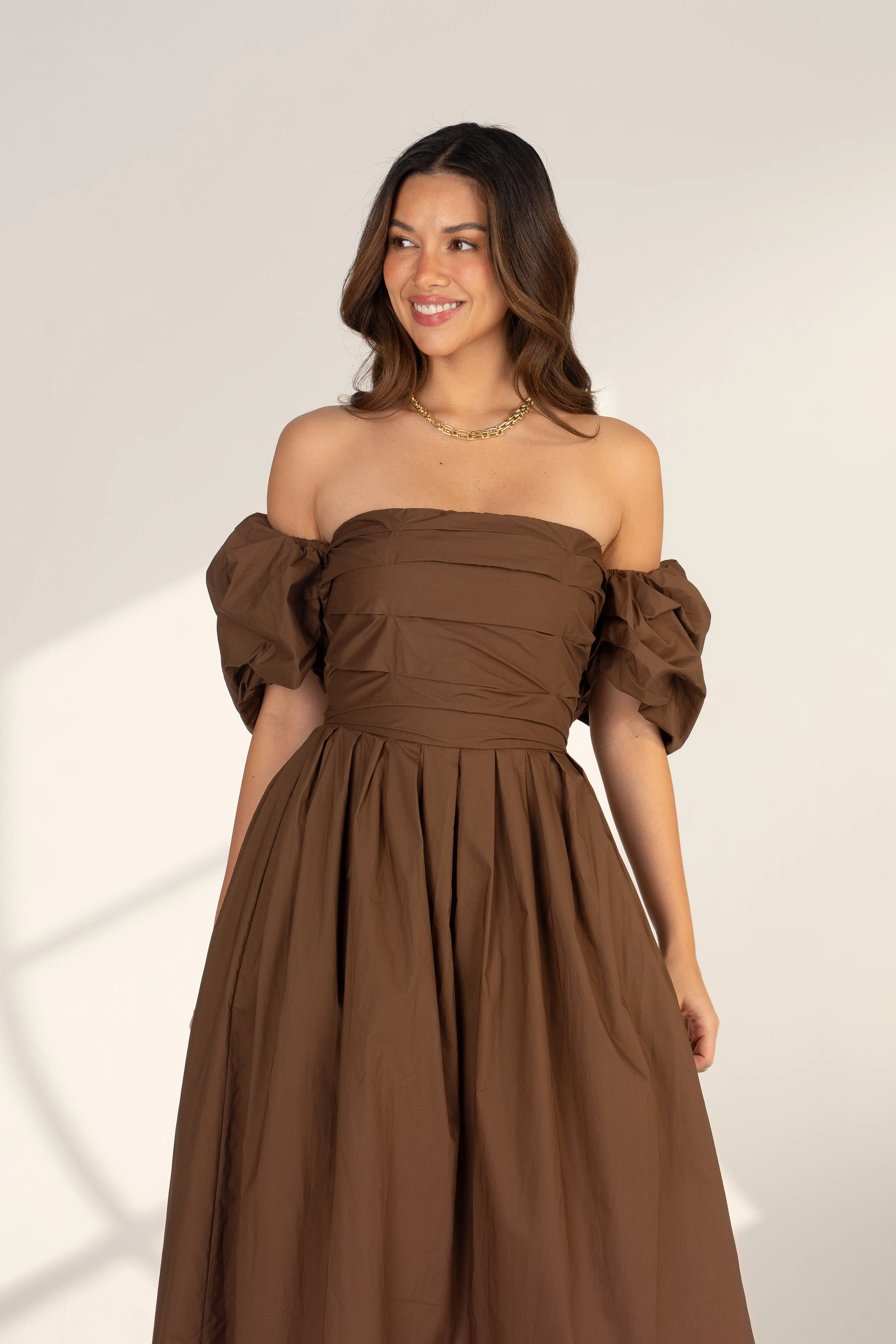 Dahlia Off Shoulder Puffed Sleeve Midi Dress - Image 17