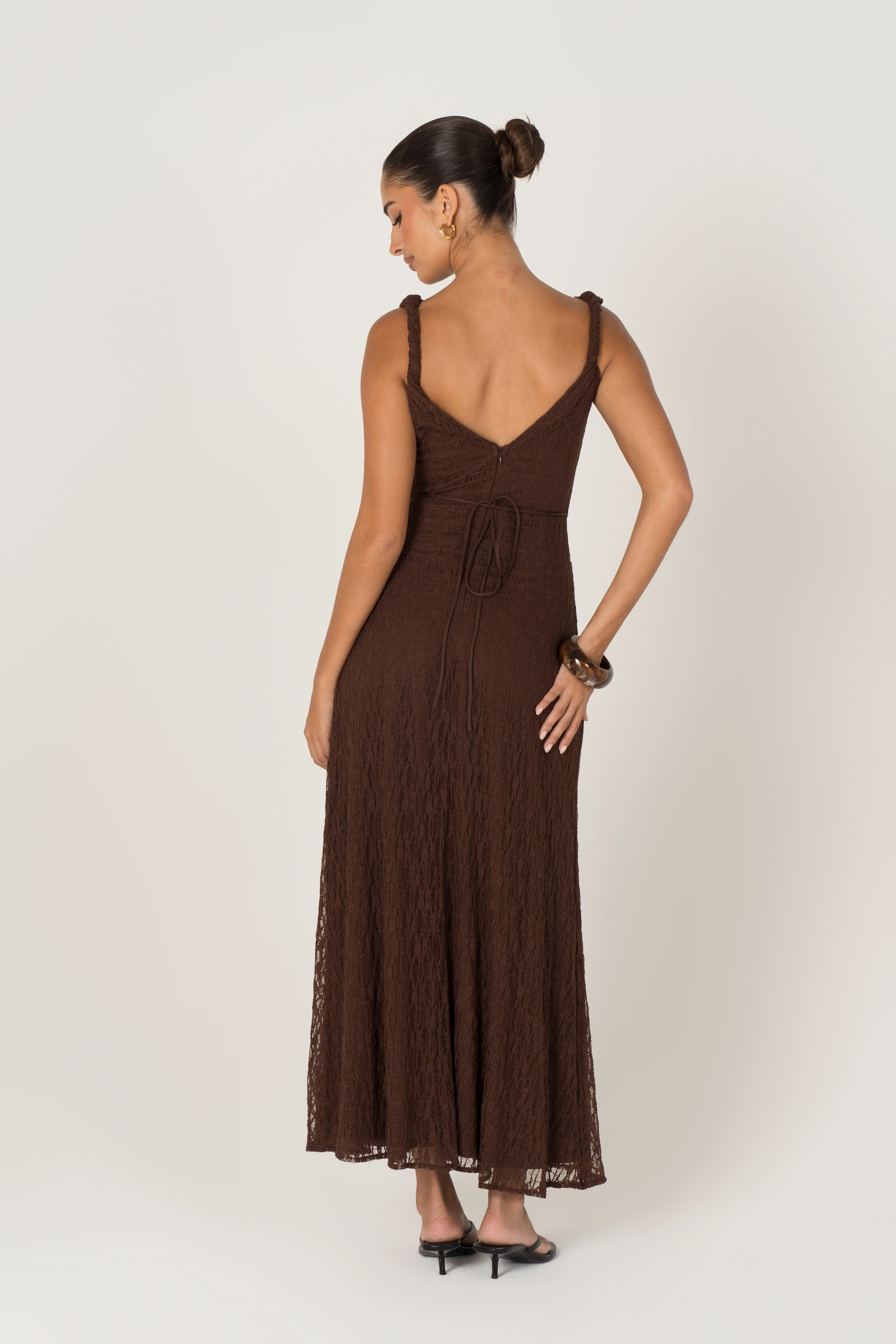 Delia Lace Yellow Midi Dress with Twist Details - Image 8
