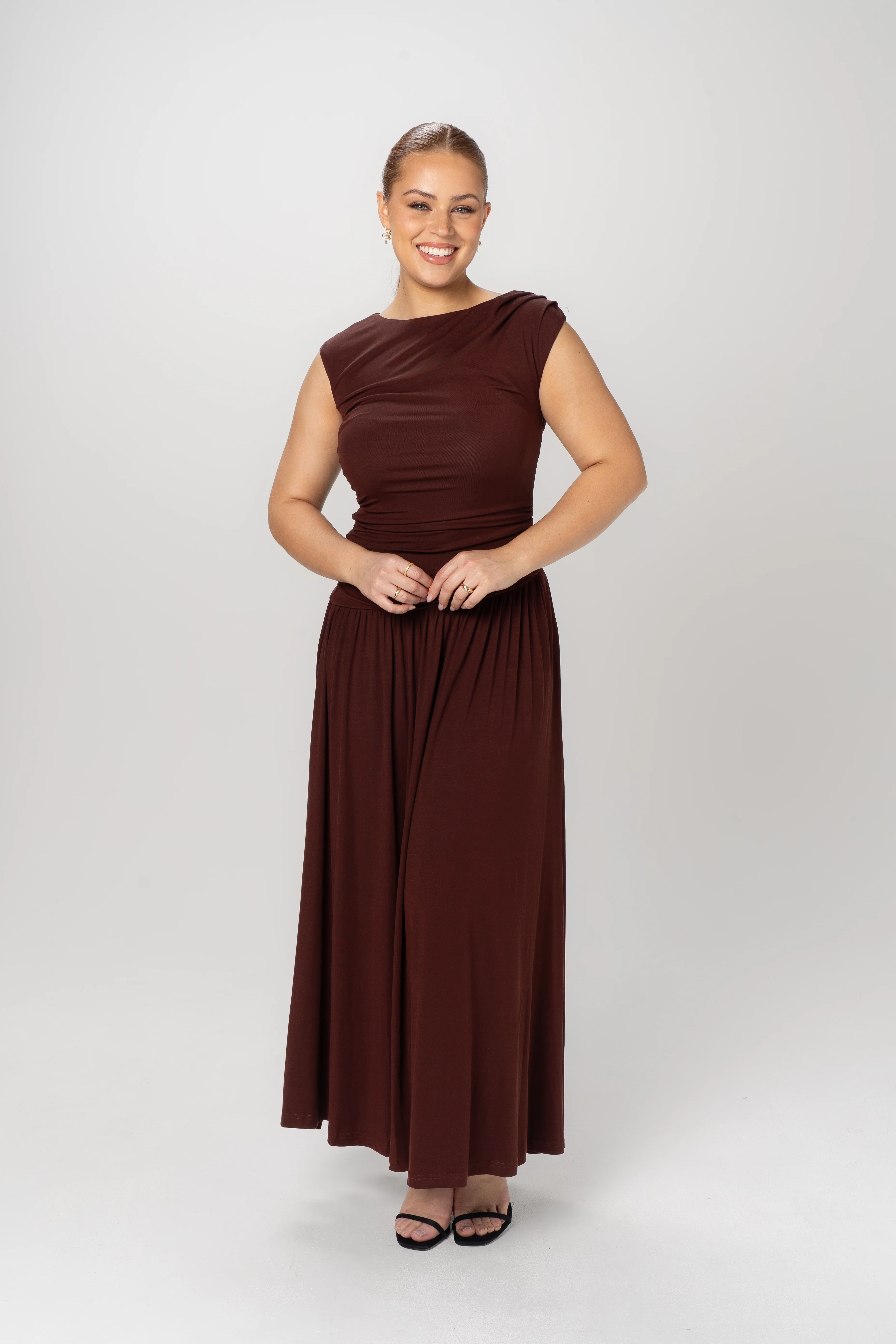 Niamh Asymmetrical Drop Waist Maxi Dress - Image 3