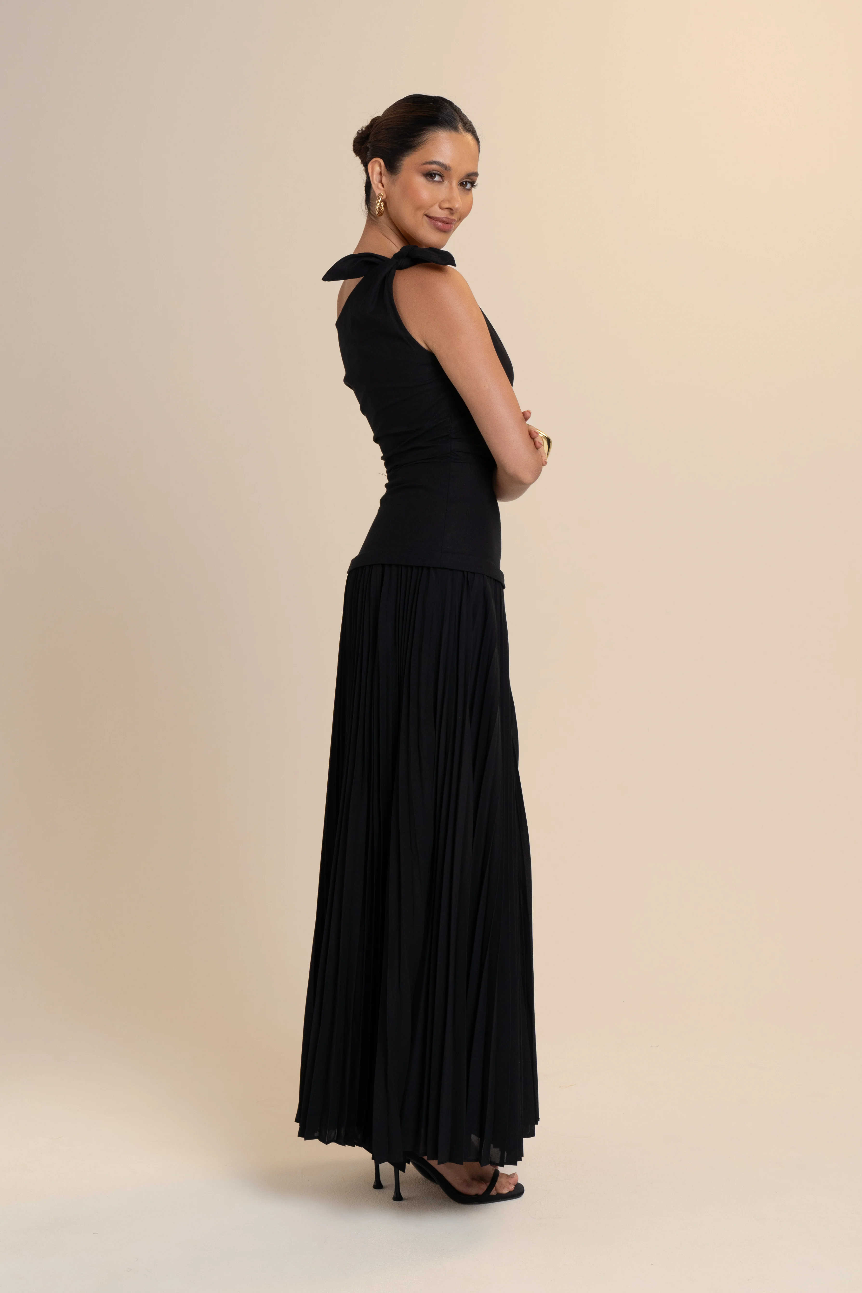Ophelia Drop Shoulder Pleated Maxi Dress - Image 7
