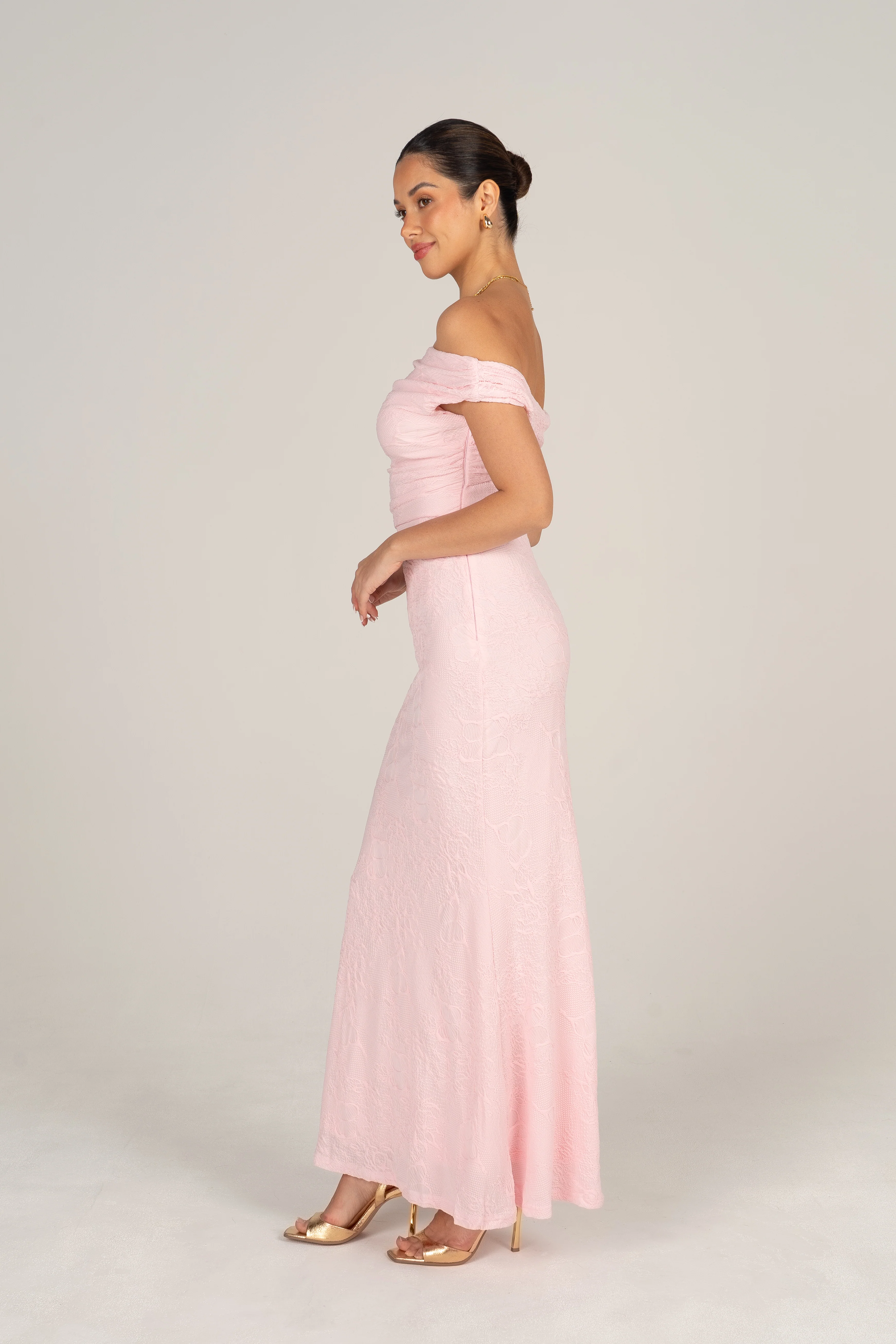 Teagan Off-Shoulder Pink Lace Midi - Image 2