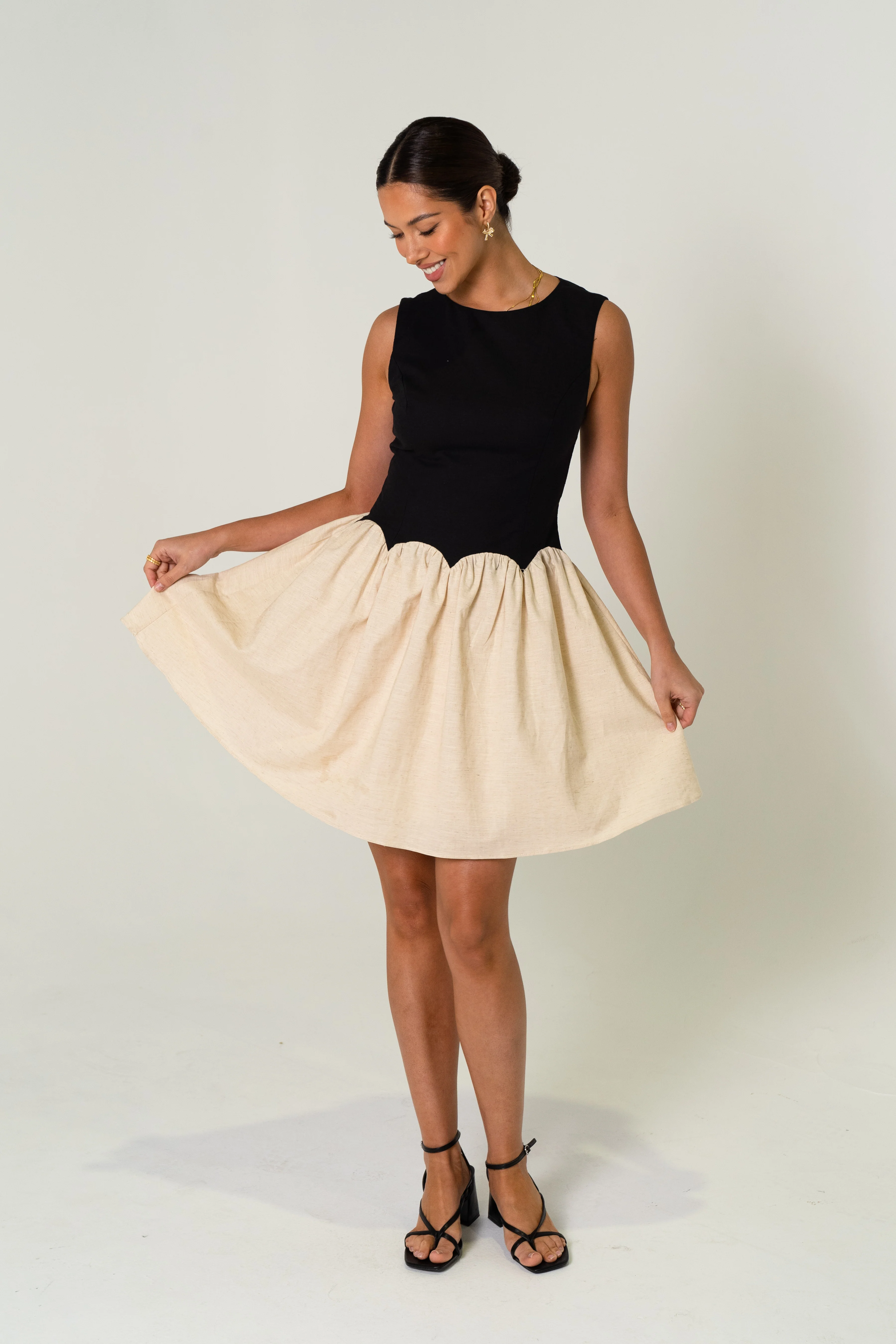 Vittoria Contrast Black & Beige Mini Dress - Image 2